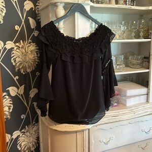 #154  House black market top